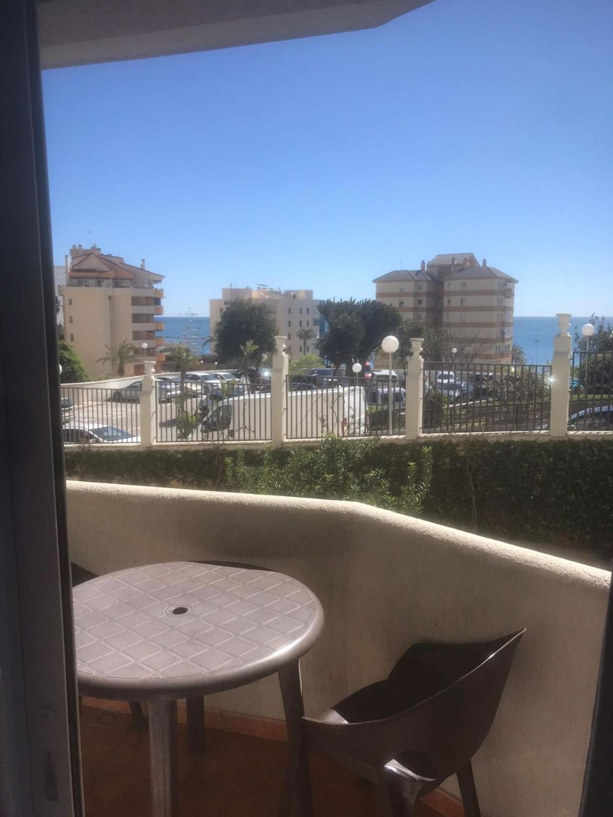 דירות בנאלמדנה Studio Benalbeach מראה חיצוני תמונה